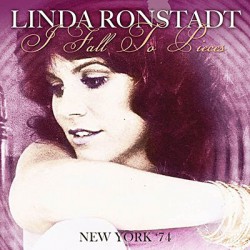 Linda Ronstadt - I Fall To Pieces - New York '71