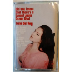 Lana Del Rey – Did You Know That There's A Tunnel Under Ocean Blvd (Cassette)