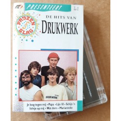 Drukwerk – De Hits Van (Cassette)