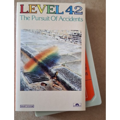 Level 42 – The Pursuit Of Accidents (Cassette)