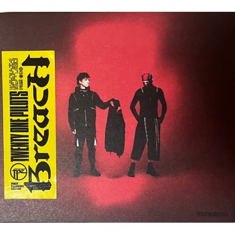 Twenty One Pilots – Breach